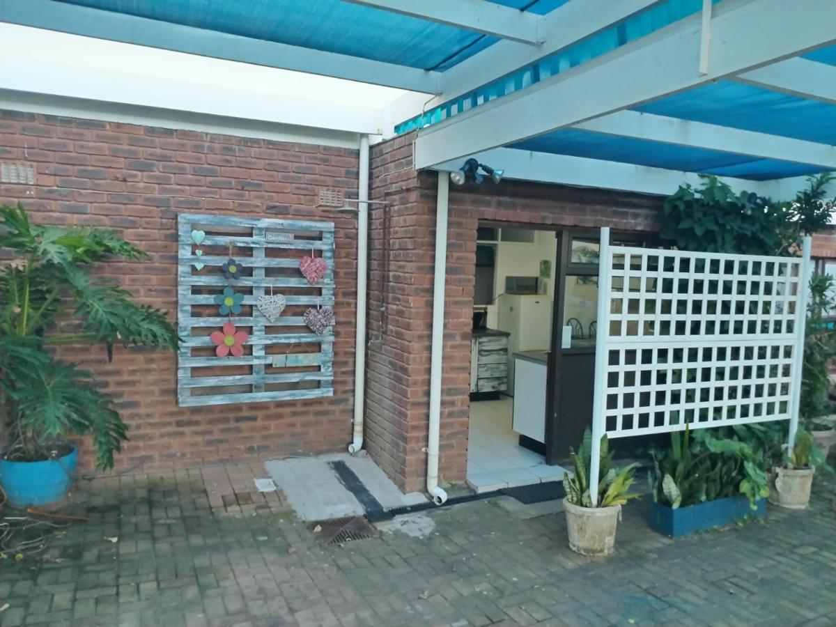 Beach Wood Cottages Shelly Beach Luaran gambar